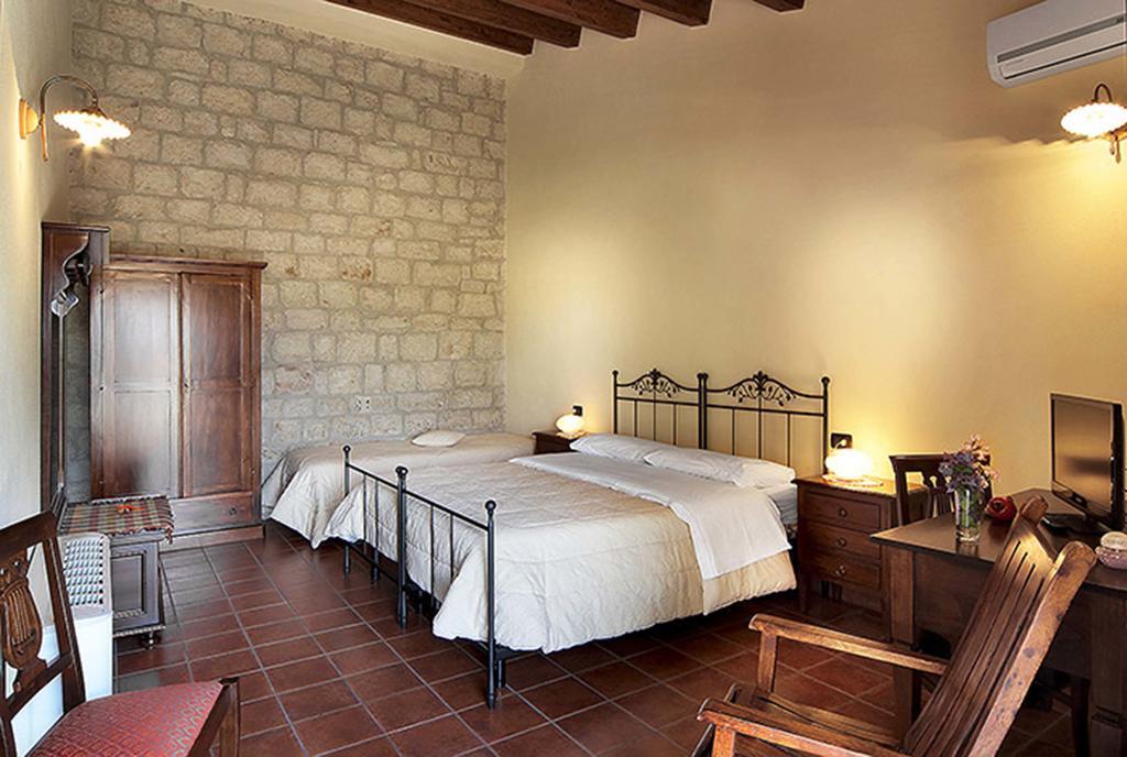 Agriturismo Il Melograno Cannizzara Exteriér fotografie